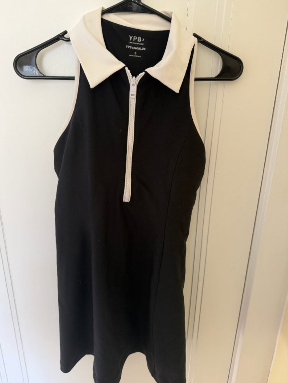 Abercrombie YPB SculptLUX Black Tennis Golf Dress Built-In Shorts Small